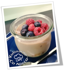 Śniadanie w Słoiczku – Pudding Czekoladowy z Płatkami Granola (*SERIA FIT*) Obraz33.png