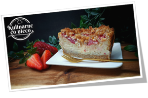 Fit Skyrnik z Białą Czekoladą i Truskawkami Obraz1.png