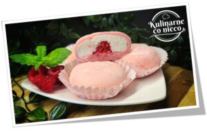Mleczne Mochi z Waniliowym Kremem ze Skyru i Malinami Obraz18